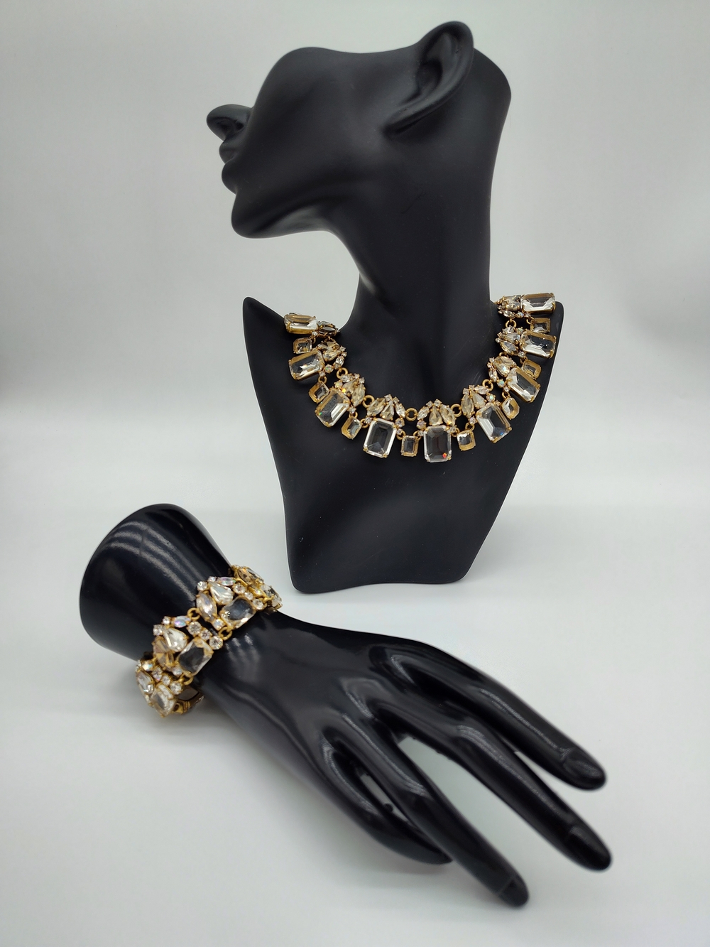 J CREW Crystal Statement Necklace Bracelet Set Gold Rhinestone Collar EUC - Picture 3 of 15